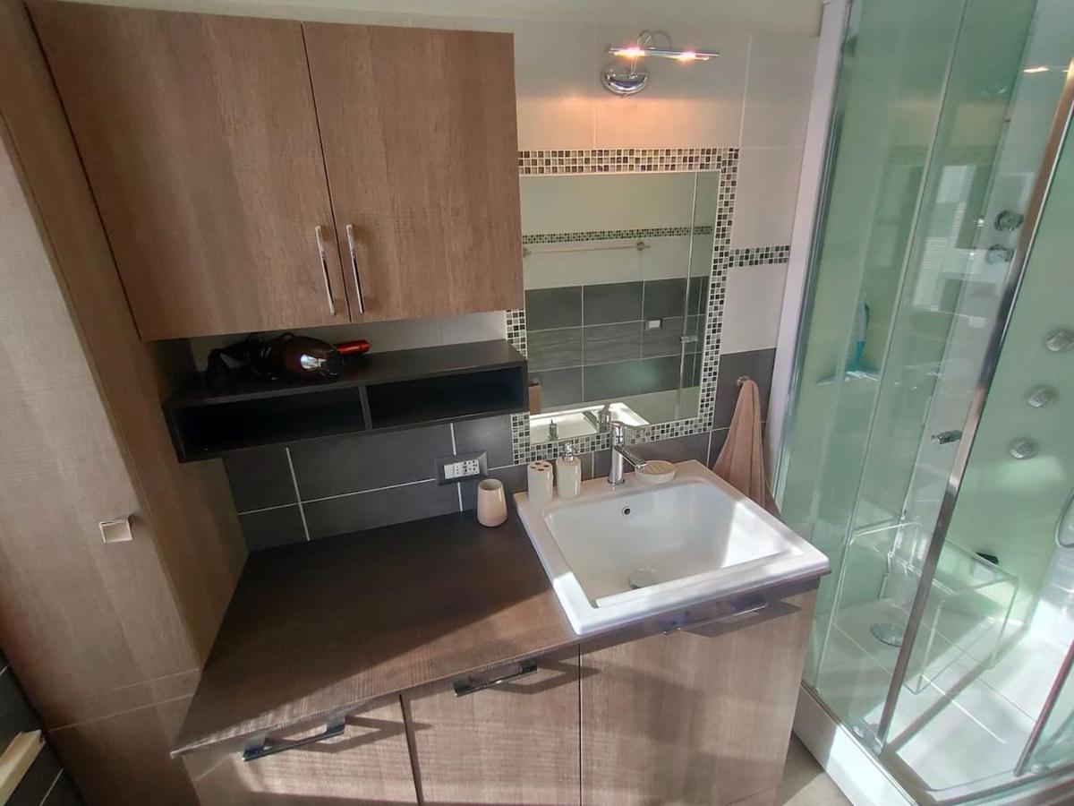 Appartamento Chentre En Ville - A 2 Passi Dal Centro - Parcheggio Gratuito - Cir-Vda-Aosta-0073 Экстерьер фото