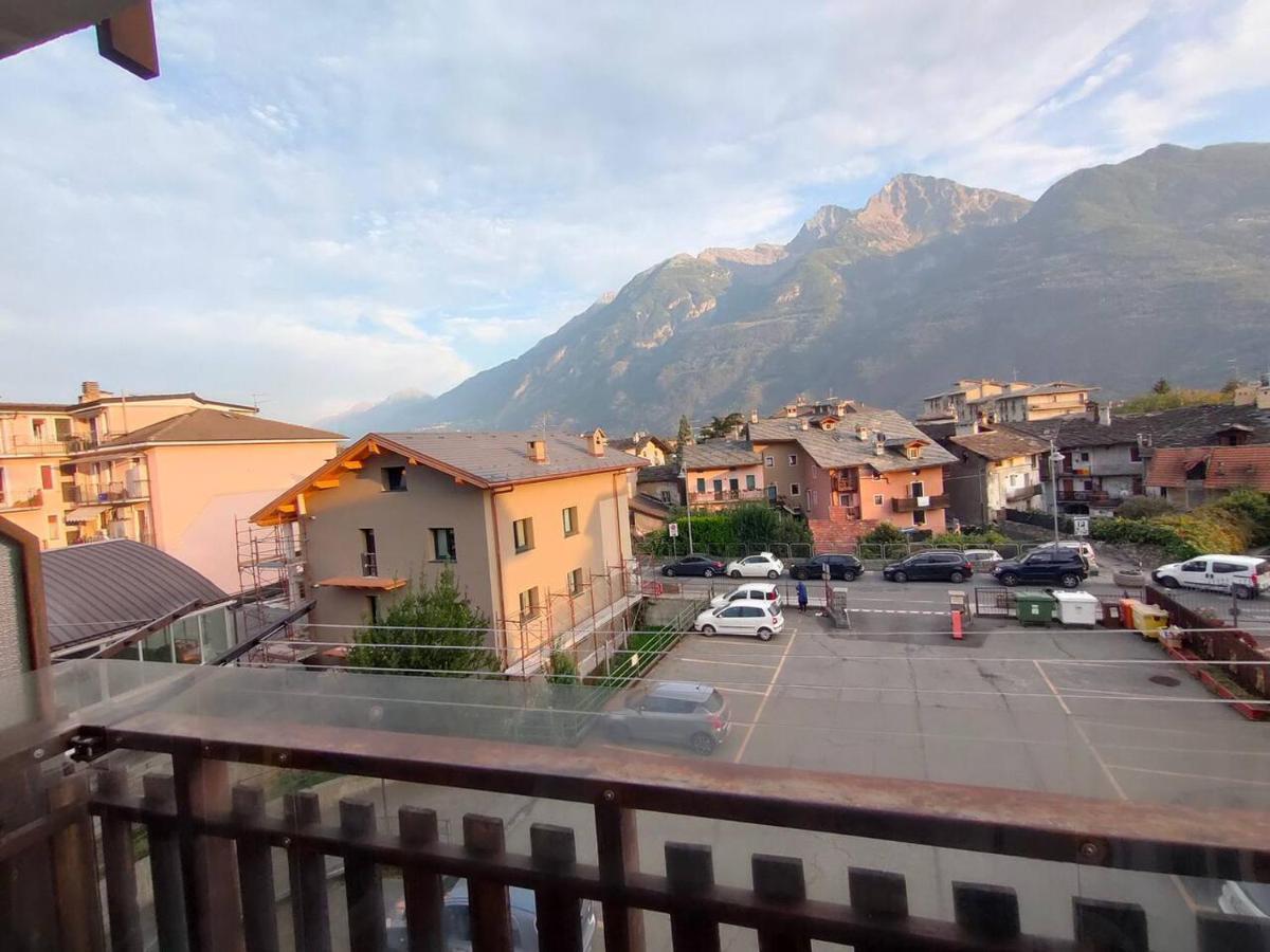 Appartamento Chentre En Ville - A 2 Passi Dal Centro - Parcheggio Gratuito - Cir-Vda-Aosta-0073 Экстерьер фото