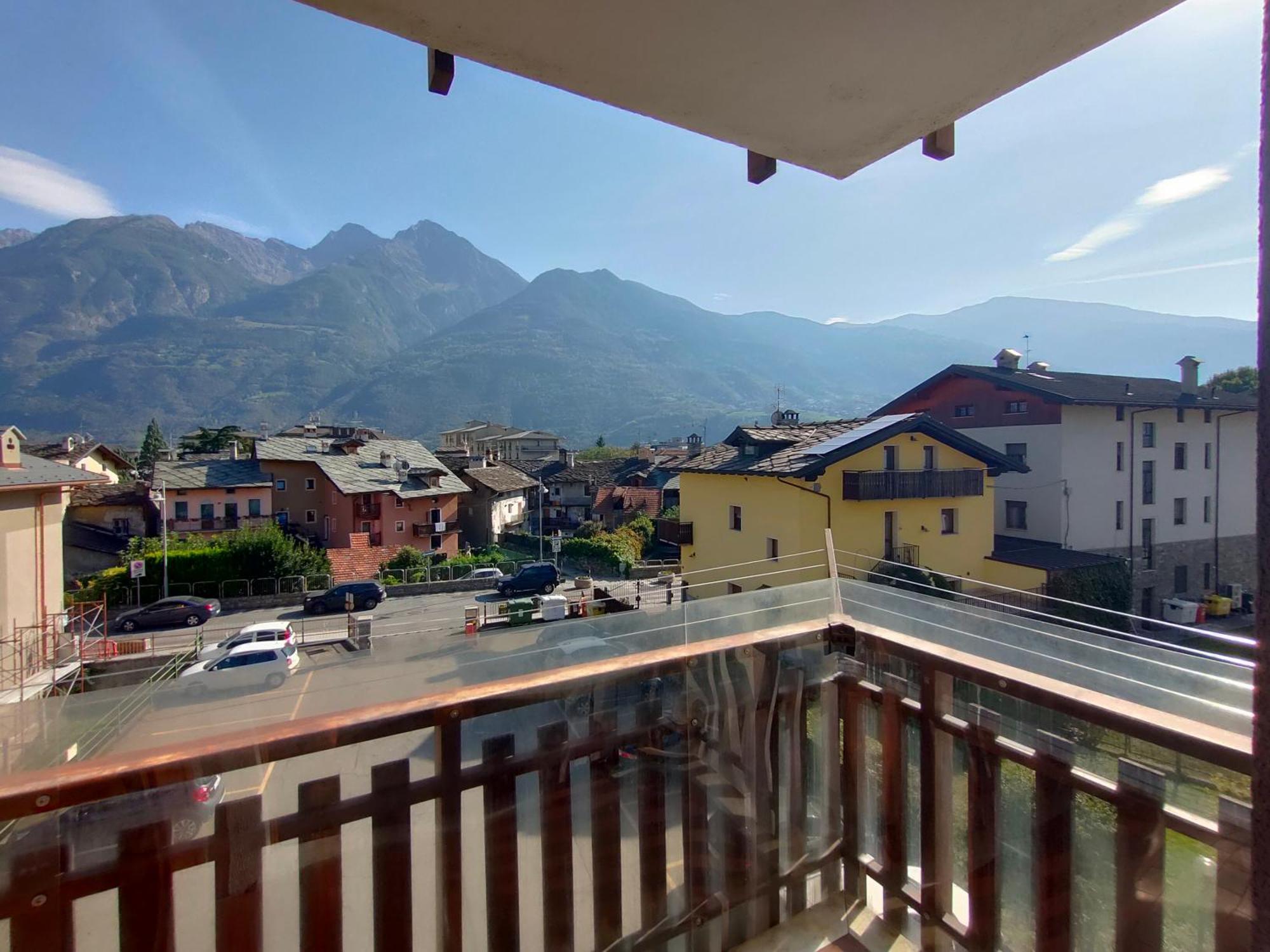Appartamento Chentre En Ville - A 2 Passi Dal Centro - Parcheggio Gratuito - Cir-Vda-Aosta-0073 Экстерьер фото